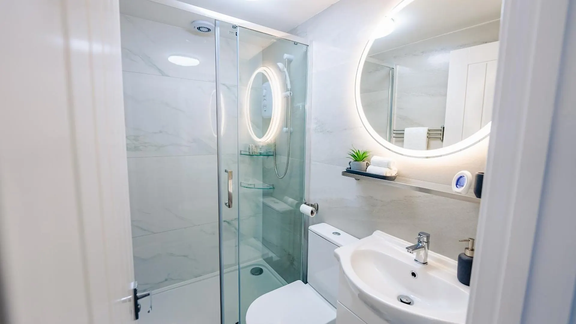 Amias Homes 카디프 펜션